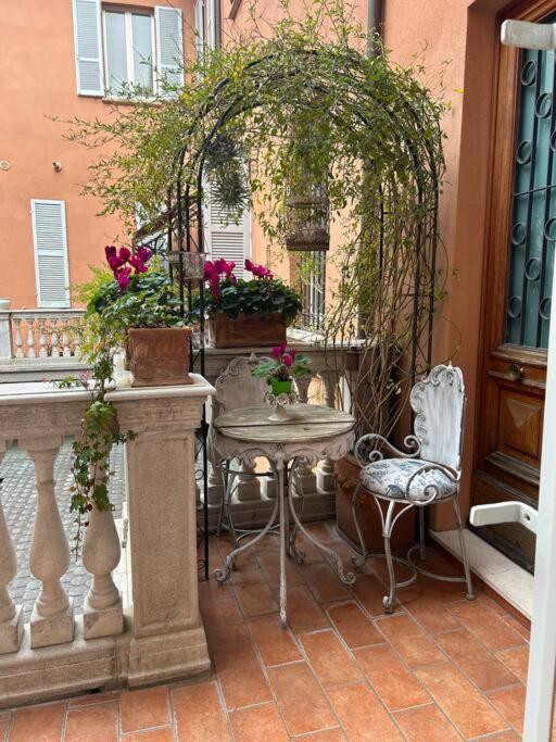 شقة Centro Storico Residenza Di Charme ريميني المظهر الخارجي الصورة